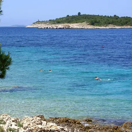 By The Sea Bilo, - 4190 *